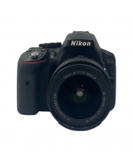 Nikon D5300 + Objetivo 18-55mm