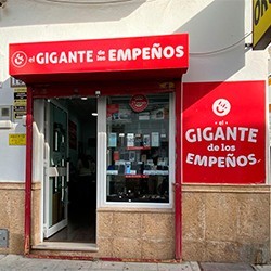 El gigante de los empeños